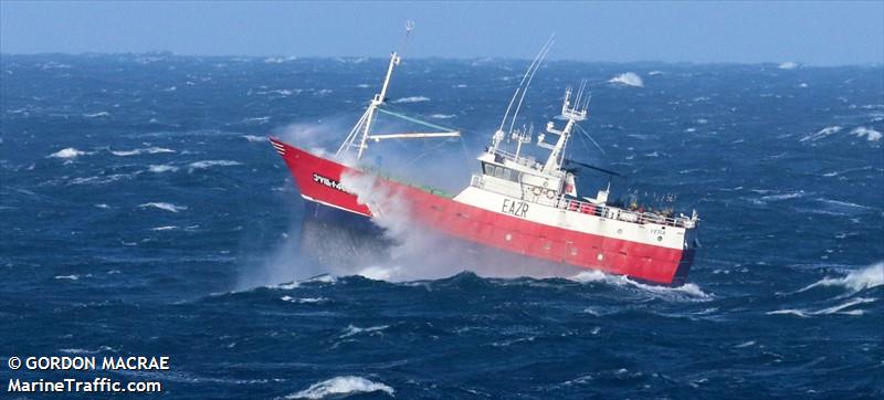 fv vera (Fishing Vessel) - IMO 9233064, MMSI 224020340, Call Sign EAZR under the flag of Spain