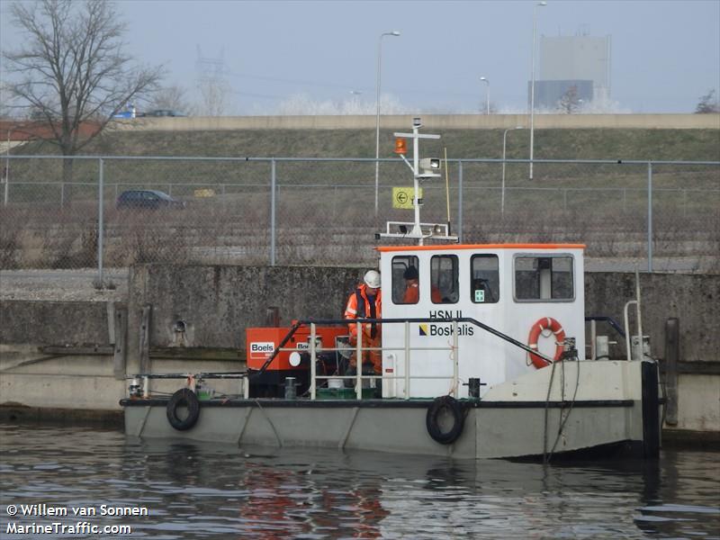 hsn ii (Dredging or UW ops) - IMO , MMSI 244235592, Call Sign PF3384 under the flag of Netherlands