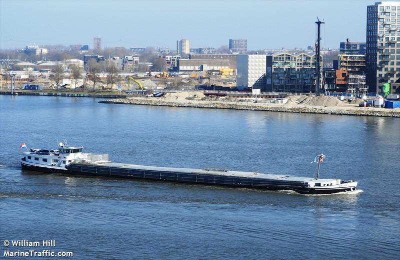 lydia (Cargo ship) - IMO , MMSI 244670127, Call Sign PD5765 under the flag of Netherlands