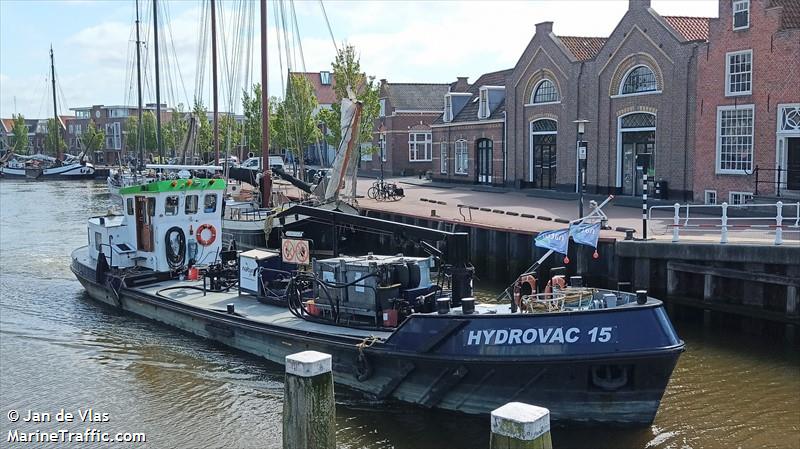 hydrovac 15 (Tanker) - IMO , MMSI 244700322, Call Sign PG4515 under the flag of Netherlands