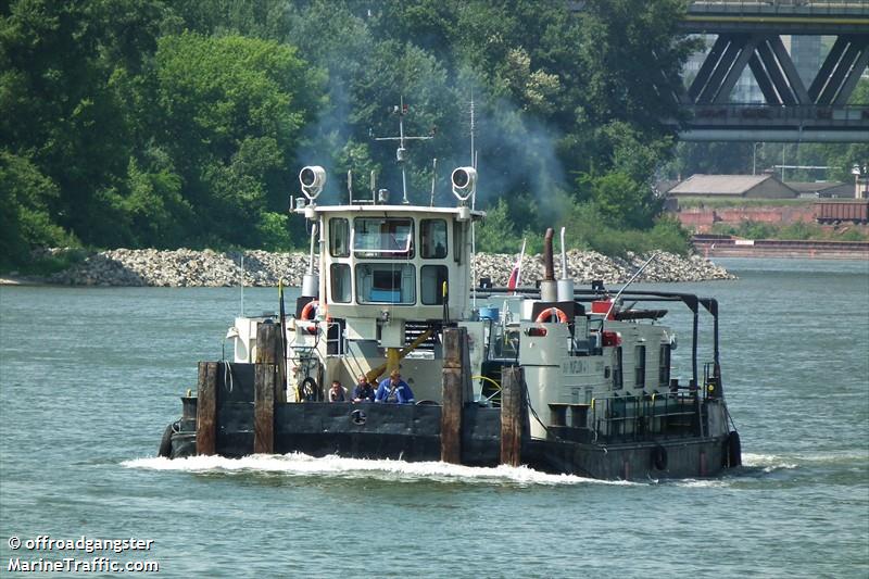 muflon 4 (Cargo ship) - IMO , MMSI 267195000, Call Sign OMCS under the flag of Slovakia