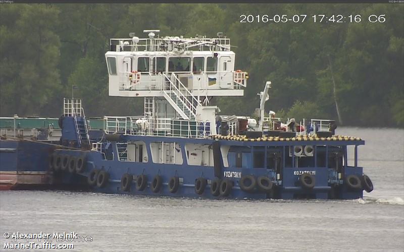 kozatskyi (Tug) - IMO , MMSI 272741000, Call Sign UUBE8 under the flag of Ukraine