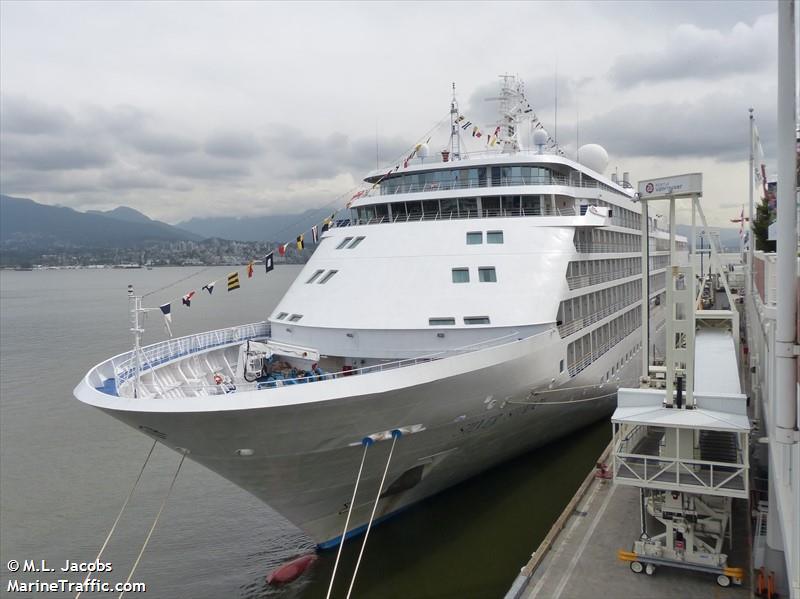 silver shadow (Passenger (Cruise) Ship) - IMO 9192167, MMSI 308628000, Call Sign C6FN6 under the flag of Bahamas