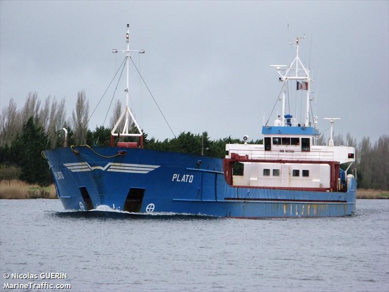 plato (General Cargo Ship) - IMO 8822636, MMSI 314189000, Call Sign 8PRX under the flag of Barbados