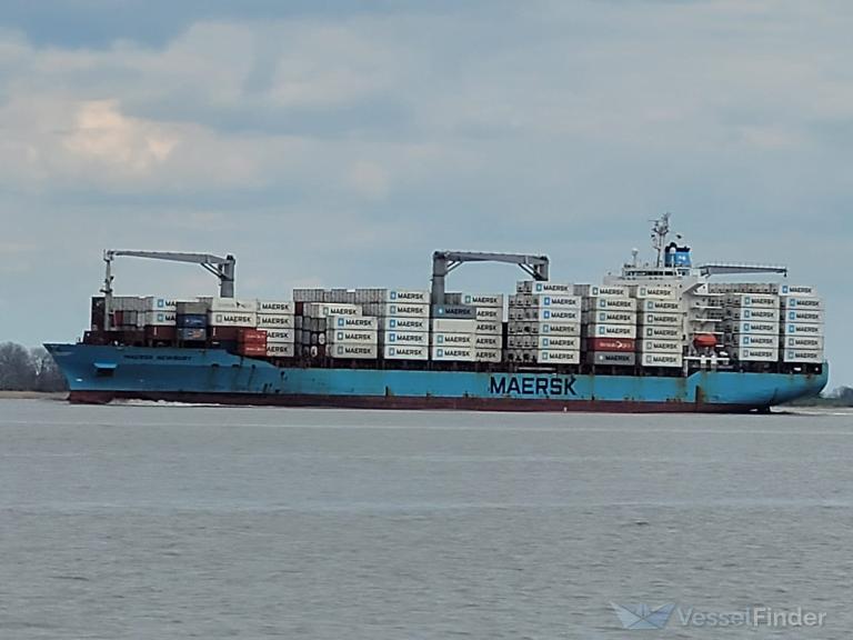 maersk newbury (Container Ship) - IMO 9231470, MMSI 566278000, Call Sign 9V3366 under the flag of Singapore