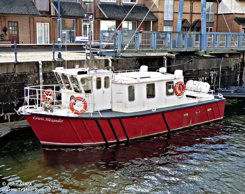 lewis alexander (Passenger ship) - IMO , MMSI 232038202, Call Sign MKA04 under the flag of United Kingdom (UK)