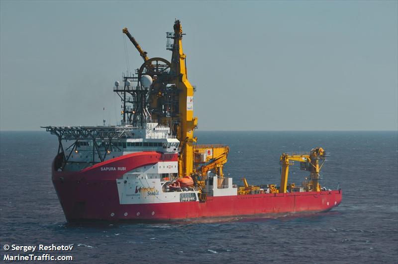 sapura rubi (Pipe Layer) - IMO 9702766, MMSI 374393000, Call Sign 3EBM9 under the flag of Panama