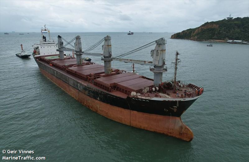 alora (Bulk Carrier) - IMO 9085663, MMSI 620999061, Call Sign D6A3067 under the flag of Comoros