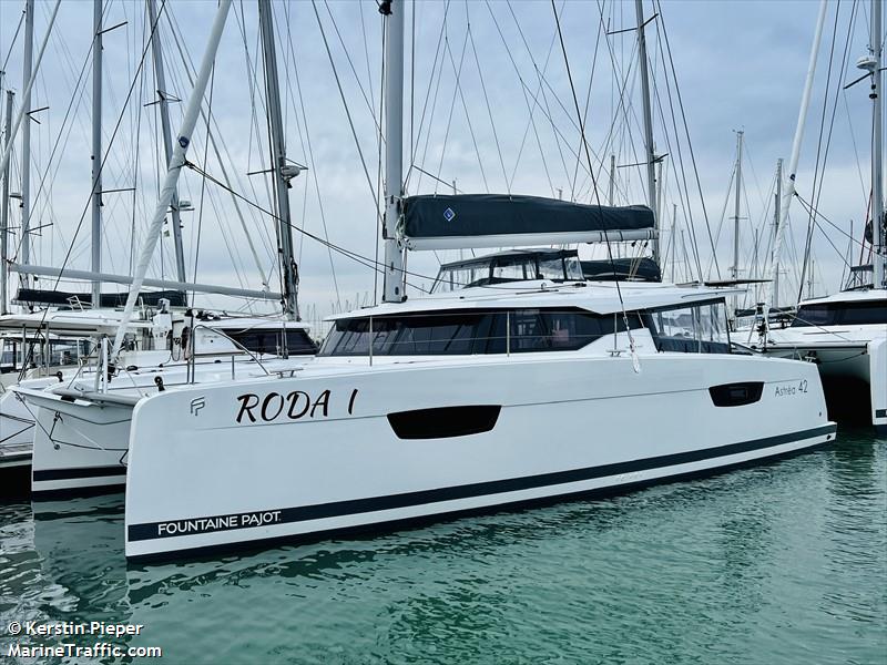 roda 1 (Sailing vessel) - IMO , MMSI 269118010, Call Sign HBY5844 under the flag of Switzerland