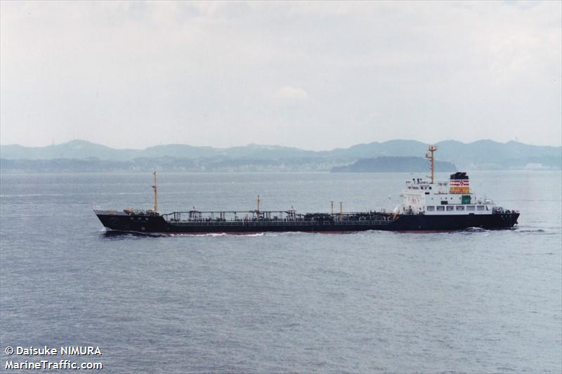 falcon 18 (Oil Products Tanker) - IMO 8907890, MMSI 470916000, Call Sign A6E3077 under the flag of UAE