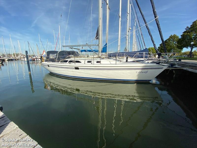 edelweiss (Pleasure craft) - IMO , MMSI 244022420, Call Sign PD6907 under the flag of Netherlands