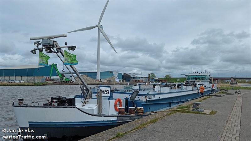 omega (Tanker) - IMO , MMSI 244149513, Call Sign PA2577 under the flag of Netherlands