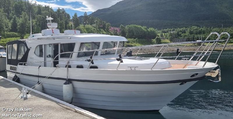 ylva (Passenger ship) - IMO , MMSI 257806600, Call Sign LG8969 under the flag of Norway