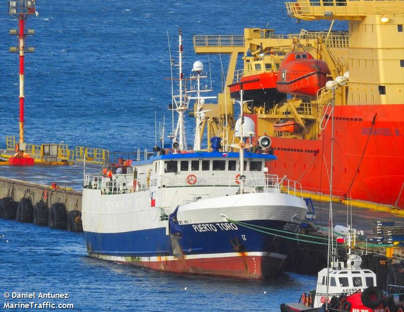 puerto toro (Fishing Vessel) - IMO 9348869, MMSI 725000896, Call Sign CA3665 under the flag of Chile