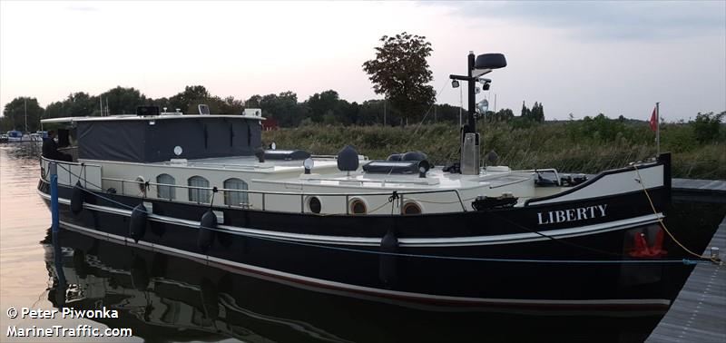 liberty (Pleasure craft) - IMO , MMSI 211358080 under the flag of Germany