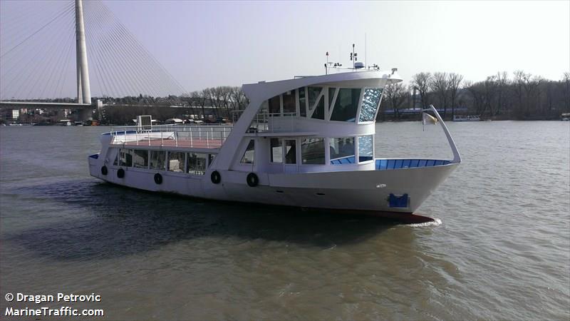 aquastar maxim (Passenger ship) - IMO , MMSI 279202562, Call Sign YT2562 under the flag of Serbia