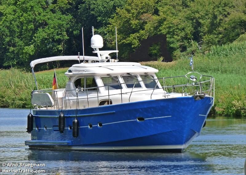 mano (Pleasure craft) - IMO , MMSI 211896670, Call Sign DH9875 under the flag of Germany