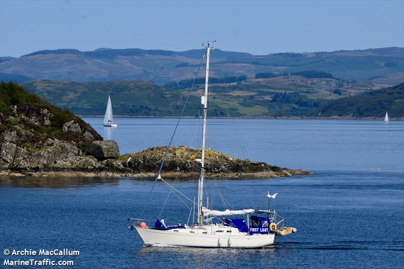 first light (Sailing vessel) - IMO , MMSI 235102755, Call Sign MVXS9 under the flag of United Kingdom (UK)