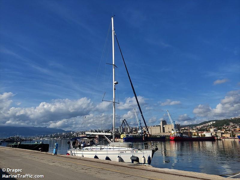 sea toy (Sailing vessel) - IMO , MMSI 238108240, Call Sign 9AA7356 under the flag of Croatia