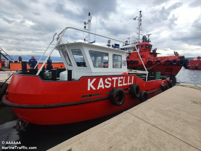 kastelli (Port tender) - IMO , MMSI 240508900, Call Sign SVB3770 under the flag of Greece