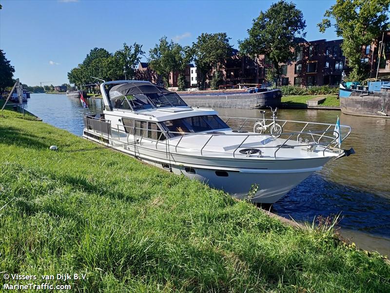 royal dutch (Pleasure craft) - IMO , MMSI 244670052, Call Sign PH3979 under the flag of Netherlands