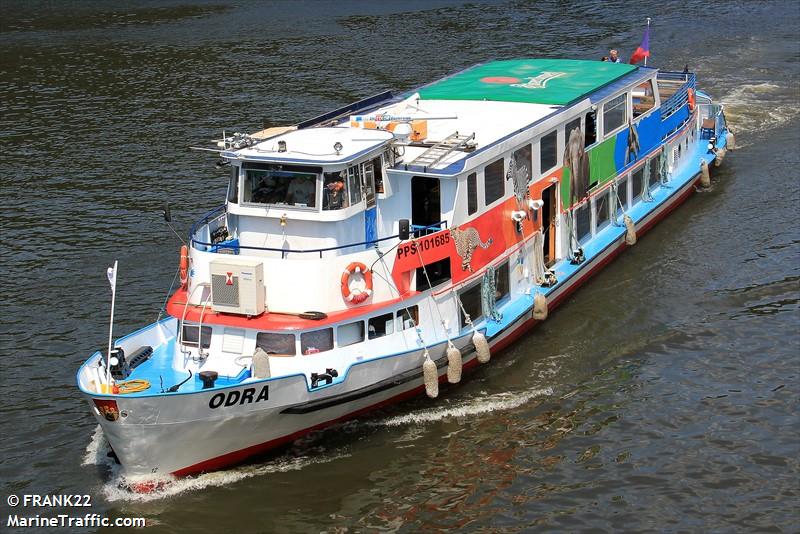 odra (Passenger ship) - IMO , MMSI 270415000, Call Sign OL6197 under the flag of Czech Rep