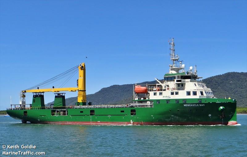 newcastle bay (Passenger/General Cargo Ship) - IMO 9893670, MMSI 503000225, Call Sign VMGZ under the flag of Australia