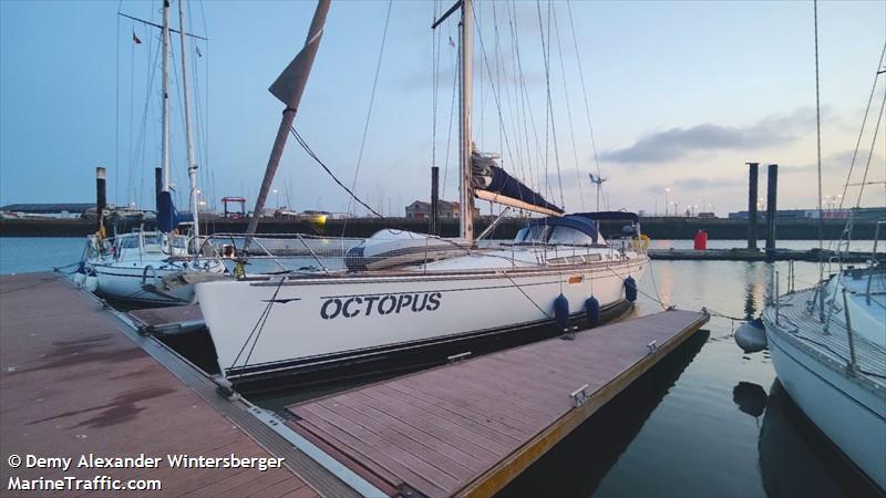 octopus (Sailing vessel) - IMO , MMSI 244130818, Call Sign PC3372 under the flag of Netherlands