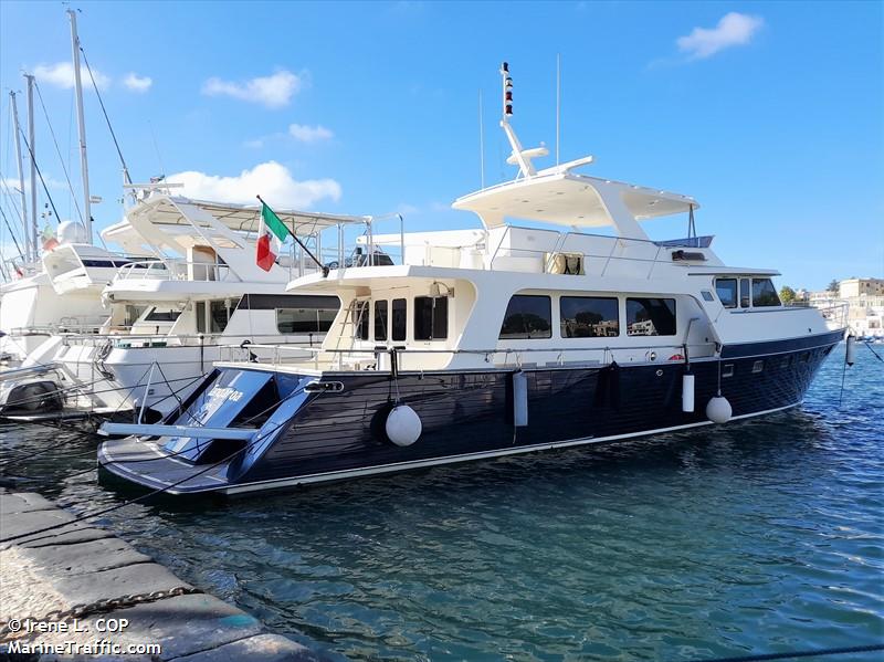 tangaroa (Pleasure craft) - IMO , MMSI 247326440 under the flag of Italy