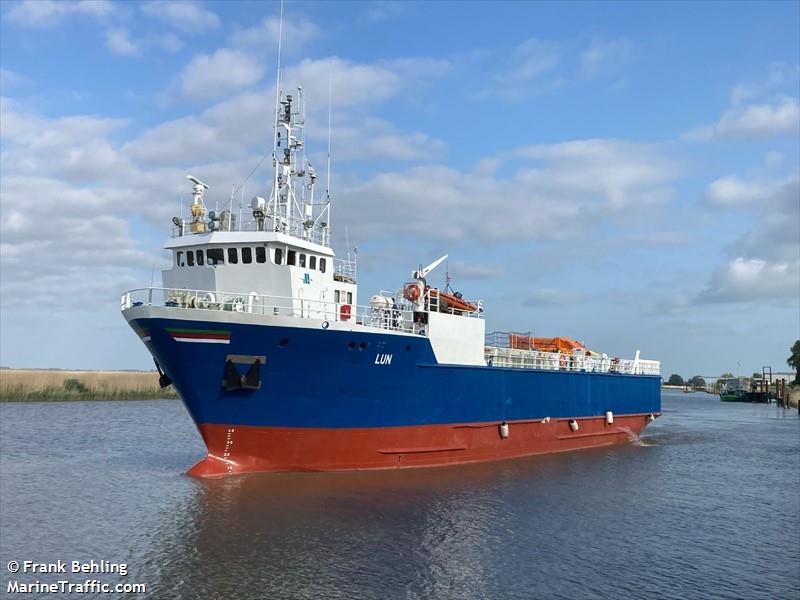 lun (General Cargo Ship) - IMO 8112512, MMSI 218004880, Call Sign DFTT under the flag of Germany
