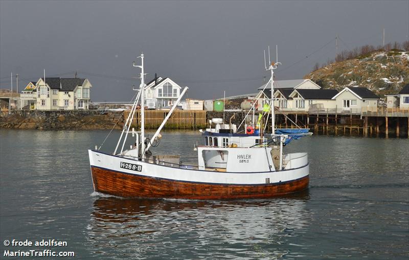 bronnoyvaering (Fishing vessel) - IMO , MMSI 257693500, Call Sign LM3982 under the flag of Norway