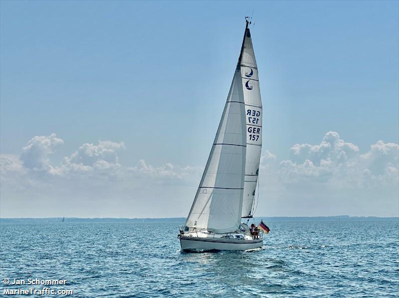 khaleesi (Sailing vessel) - IMO , MMSI 211121780, Call Sign DB5502 under the flag of Germany