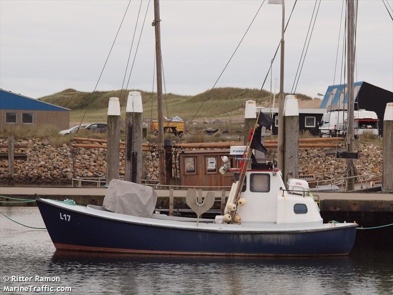 lille-alma (Fishing vessel) - IMO , MMSI 220100000, Call Sign XP3773 under the flag of Denmark