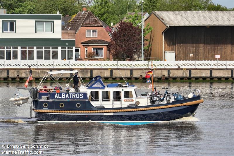 albatros (Pleasure craft) - IMO , MMSI 232048496, Call Sign MNWD4 under the flag of United Kingdom (UK)