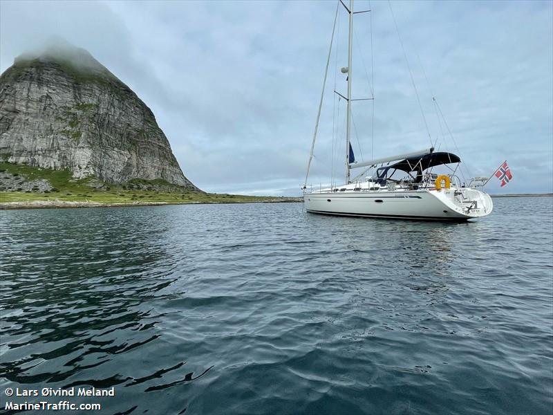 sola (Sailing vessel) - IMO , MMSI 258091960, Call Sign LG3229 under the flag of Norway