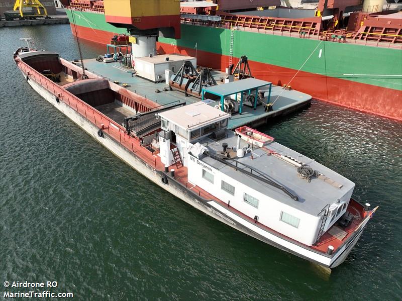 benjamin (Cargo ship) - IMO , MMSI 267130804, Call Sign OMHD under the flag of Slovakia