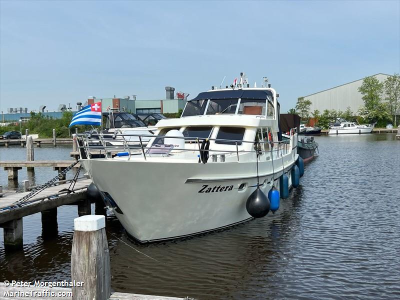 zattera (Pleasure craft) - IMO , MMSI 269057828, Call Sign HE7828 under the flag of Switzerland