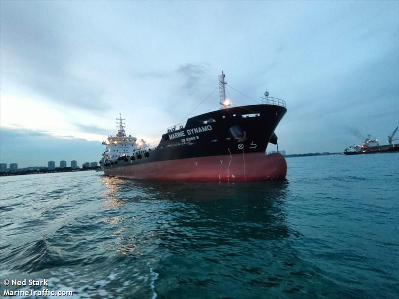 marine dynamo (Bunkering Tanker) - IMO 9956719, MMSI 563180600, Call Sign 9V7518 under the flag of Singapore