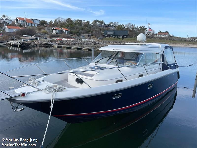 victoria (Pleasure craft) - IMO , MMSI 265049830, Call Sign SG5397 under the flag of Sweden