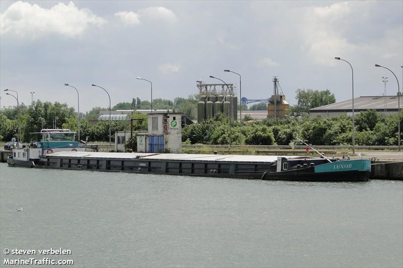 luxor (Cargo ship) - IMO , MMSI 205279790, Call Sign OT2797 under the flag of Belgium