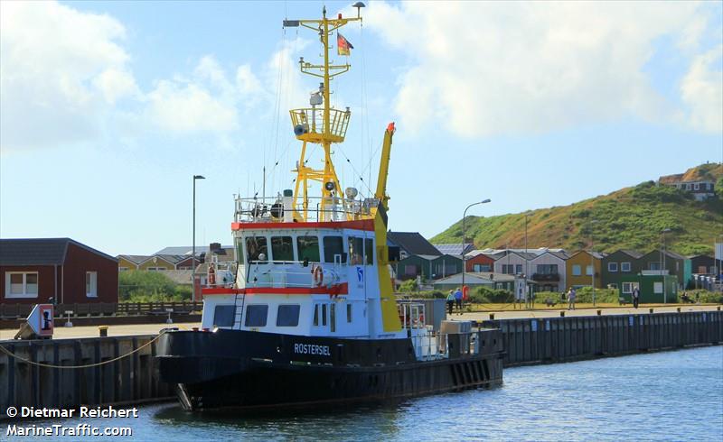 ruestersiel (Research Vessel) - IMO 8865145, MMSI 211224360, Call Sign DBPN under the flag of Germany