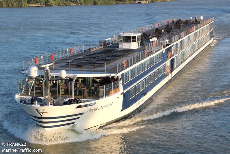 river splendor (Passenger ship) - IMO , MMSI 211599600, Call Sign DD7430 under the flag of Germany