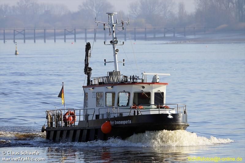 taucher bremenports (Diving ops) - IMO , MMSI 211706840, Call Sign DA3095 under the flag of Germany