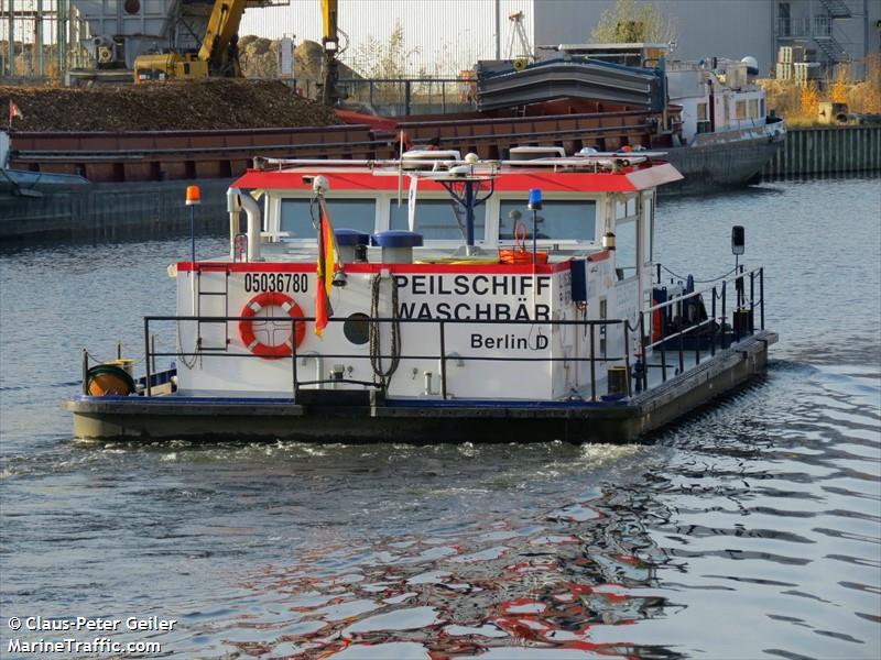 waschbaer (Dredging or UW ops) - IMO , MMSI 211755280, Call Sign DC5962 under the flag of Germany