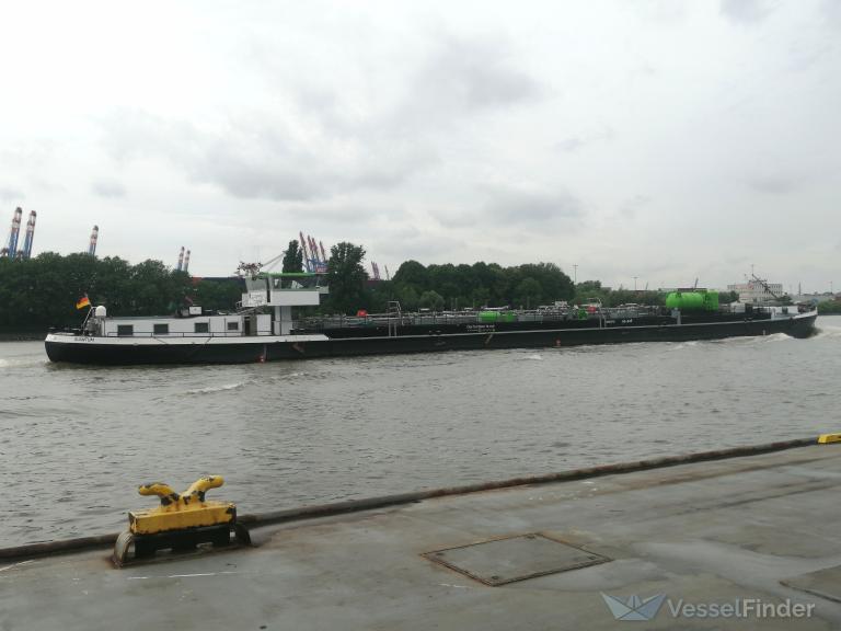 quantum (Other type) - IMO , MMSI 211774670, Call Sign DD3939 under the flag of Germany