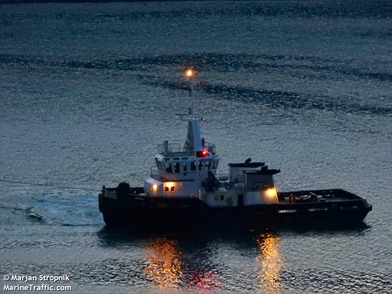 omisalj (Tug) - IMO 9021100, MMSI 238372740, Call Sign 9A4426 under the flag of Croatia