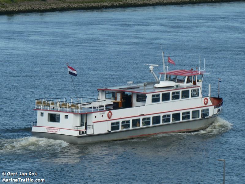zilvermeeuw 5 (Passenger ship) - IMO , MMSI 244660517, Call Sign PF4 under the flag of Netherlands