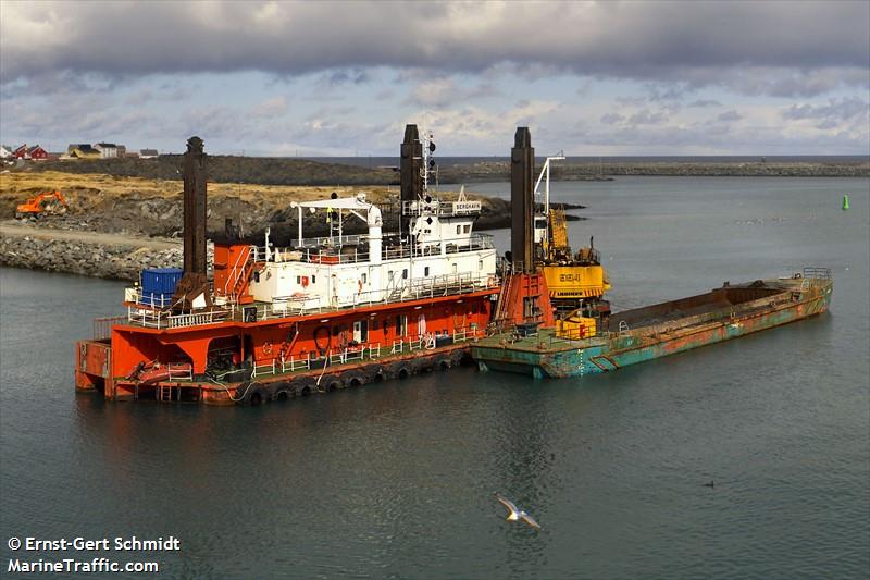berghavn (Dredging or UW ops) - IMO , MMSI 257029400, Call Sign LM7128 under the flag of Norway
