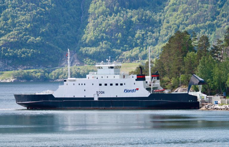 sogn (Passenger/Ro-Ro Cargo Ship) - IMO 8110980, MMSI 257205400, Call Sign LLPV under the flag of Norway