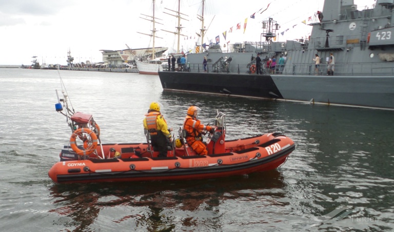 r-20 (SAR) - IMO , MMSI 261014560, Call Sign SPTA under the flag of Poland
